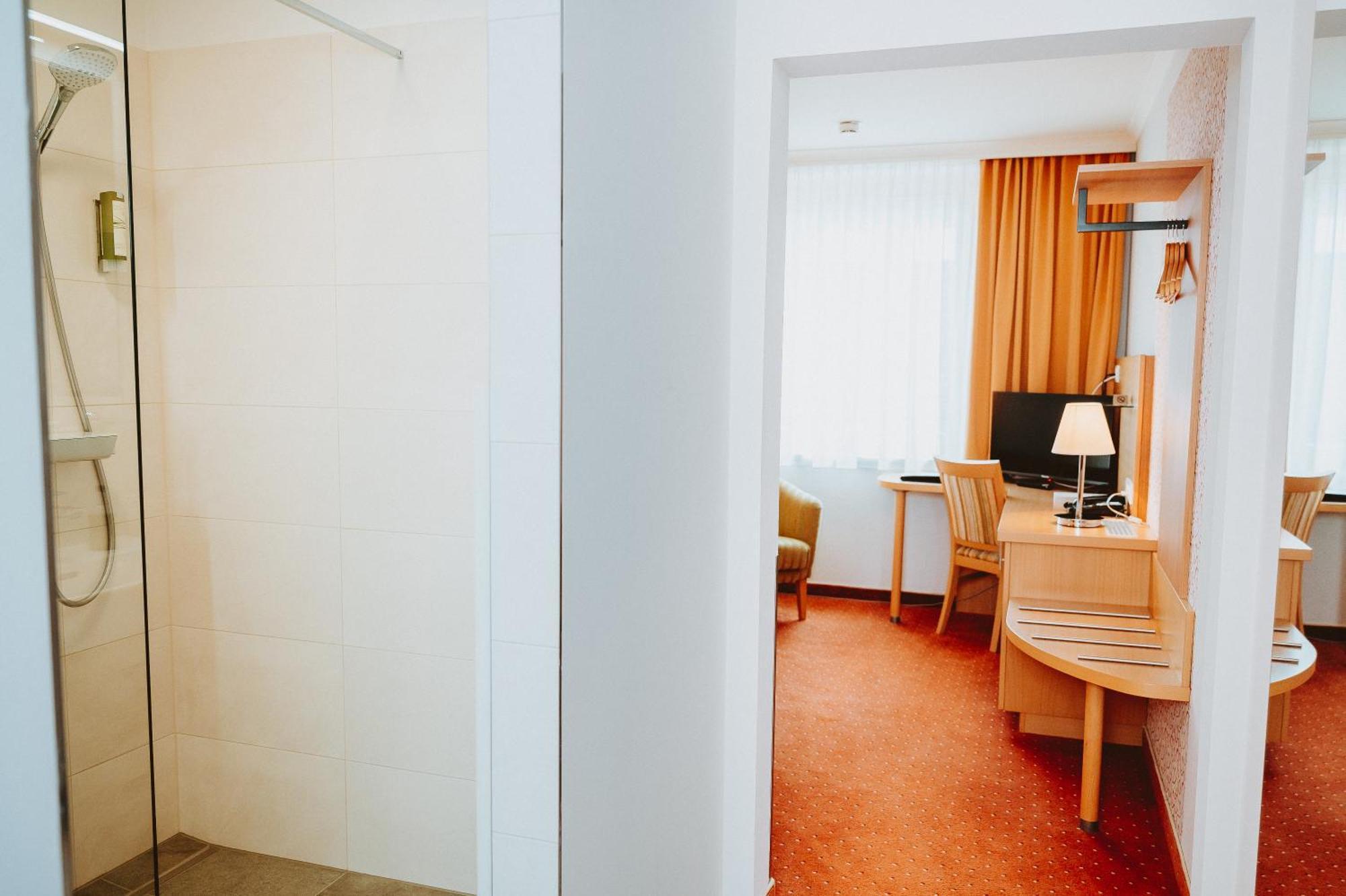 Hotel Bruecklwirt Niklasdorf Luaran gambar